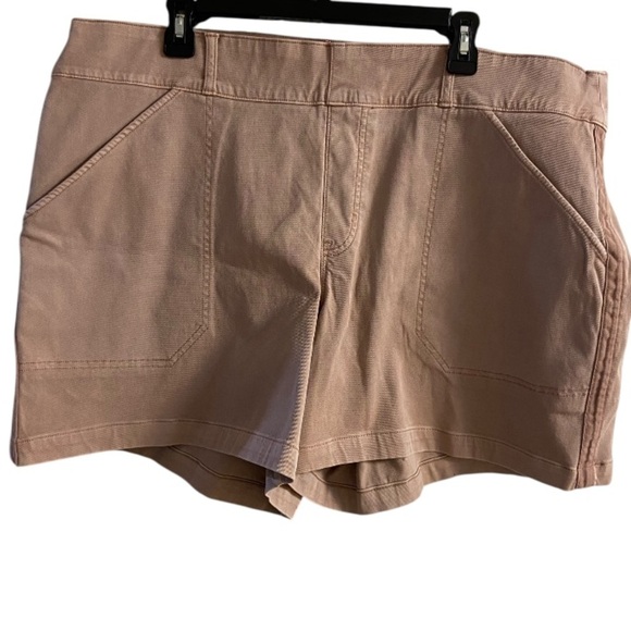 SPANX Women's Tan Shorts - Picture 1 of 6